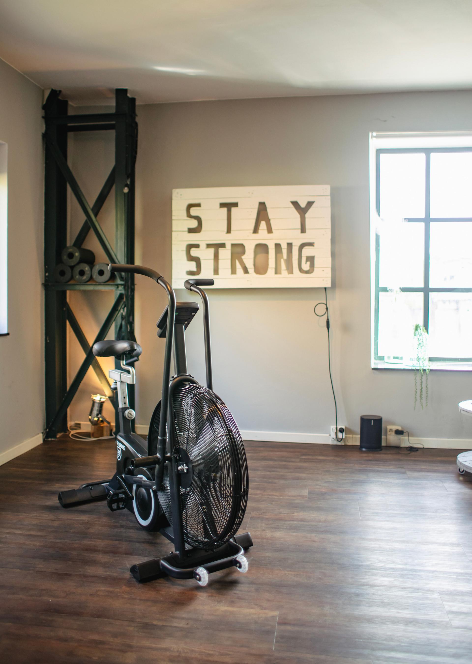 Airbike im Fitnessstudio der Bootbox in Köln Ehrenfeld