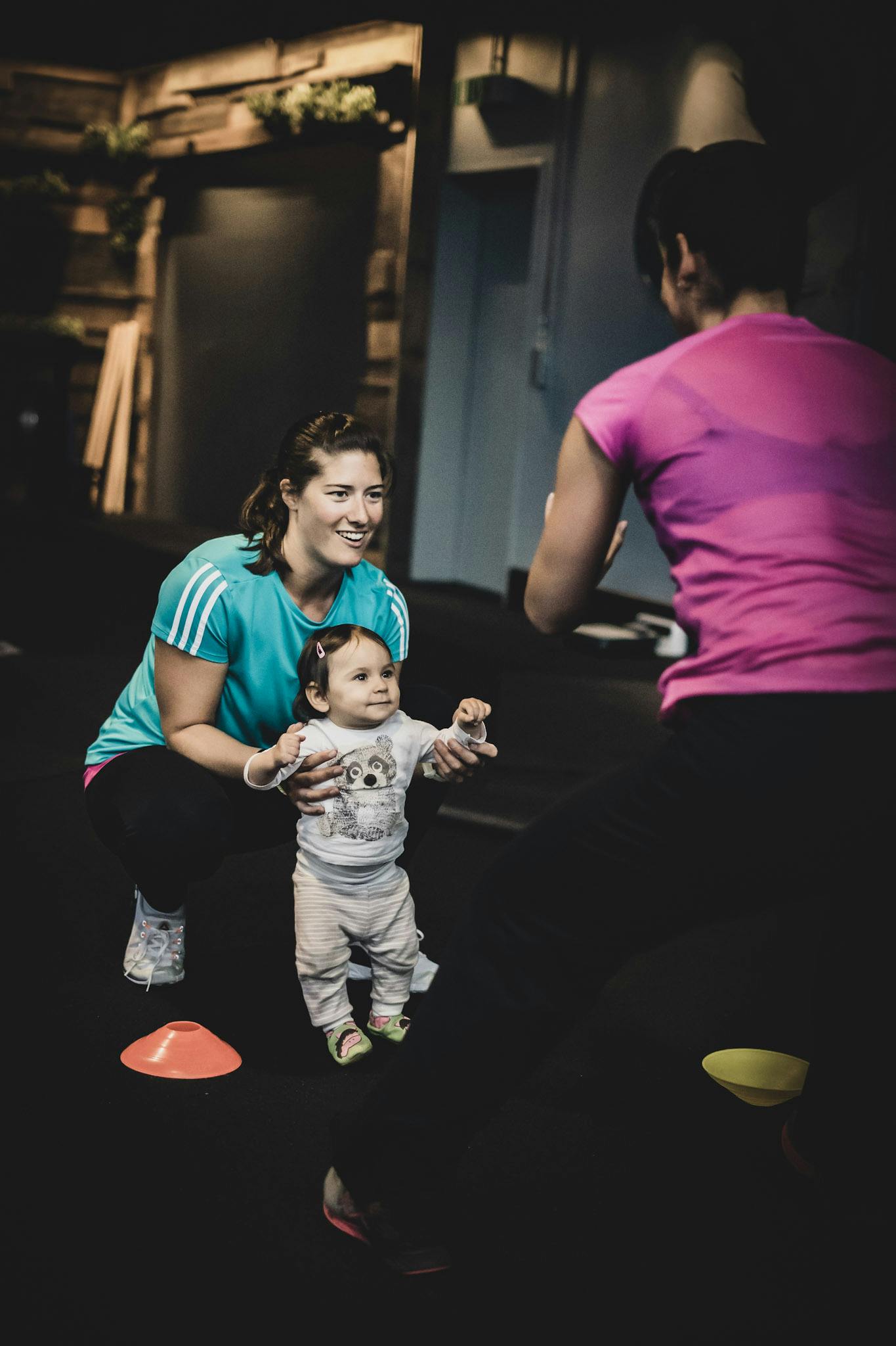 Fitnesskurs mit Baby in der Bootbox Köln Ehrenfeld Functional Training